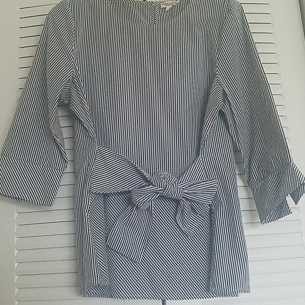 Striped Blouse - Picture 2 of 3